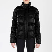 Load image into Gallery viewer, Equiline Quilted Jacket Gonger (hortensia & black)