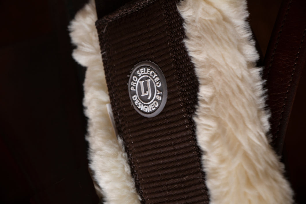 LJ Leathers Pro Selected training girth nylon with sheepskin